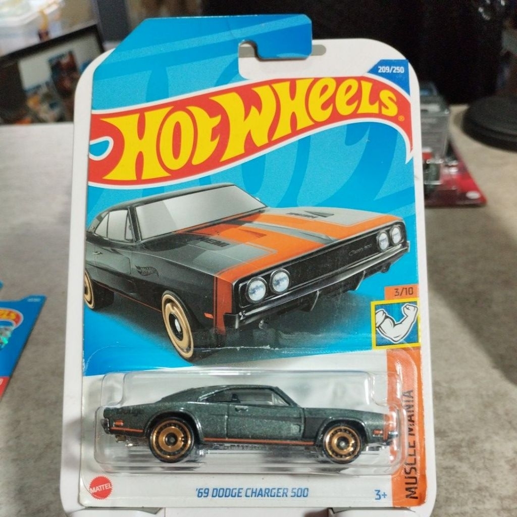 ’69 DODGE CHARGER 500