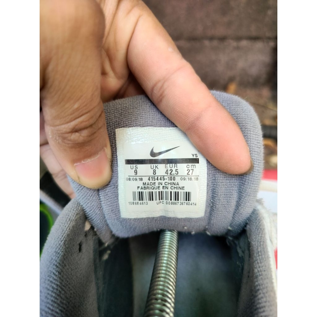 sepatu nike air monarch