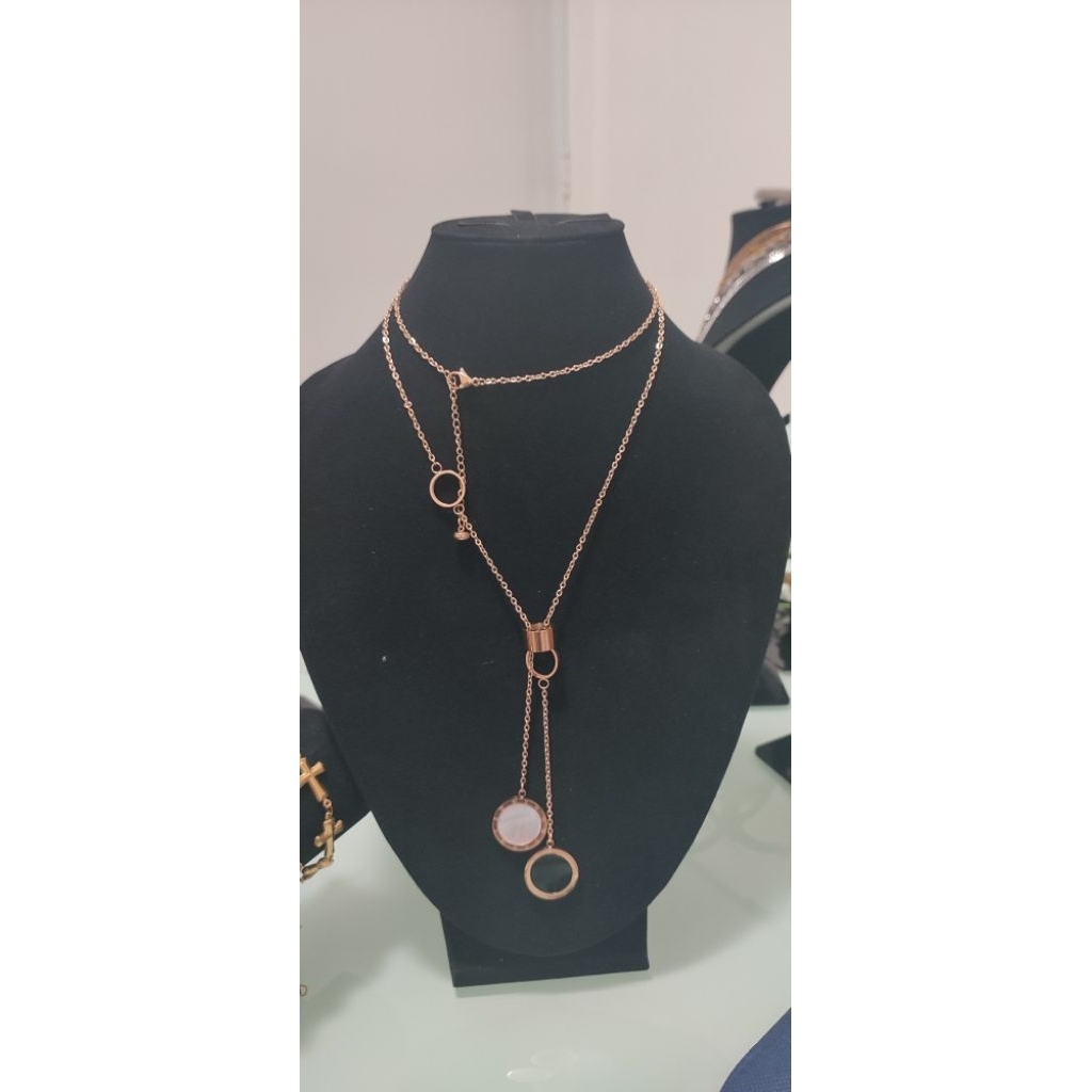 Kalung panjang titanium