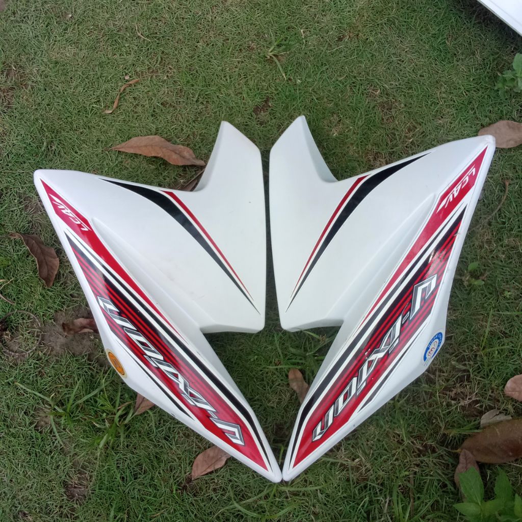 sayap tangki Vixion new NVL original copotan