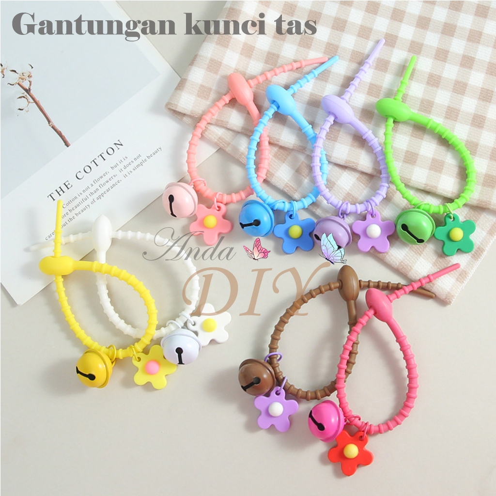 Gantungan Kunci Bunga Lonceng Lucu