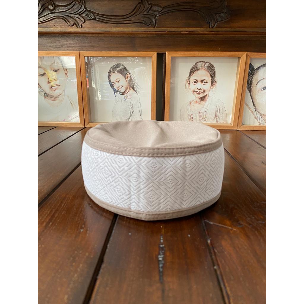 Peci kopiah talibann cream mix putih motif ukuran jumbo