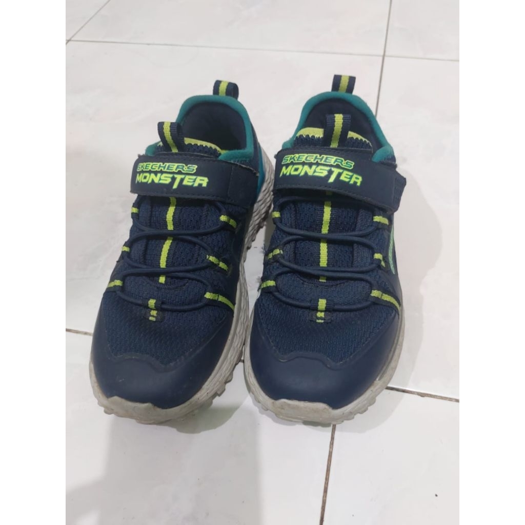Skechers monster navy
