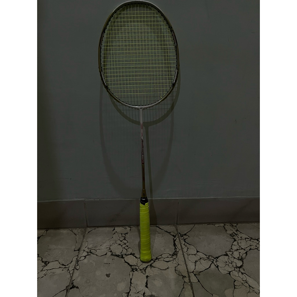 Raket Original Badminton Free Senar Yonex Arcsaber Delta Second Bekas Berkualitas