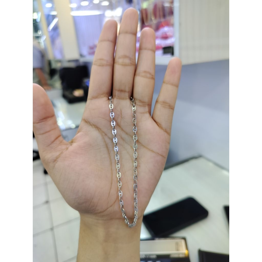 Kalung R CD Emas Putih