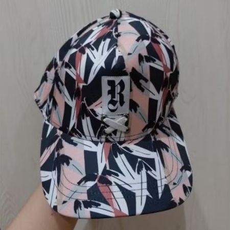 Topi Miniso Couple 2pcs Preloved