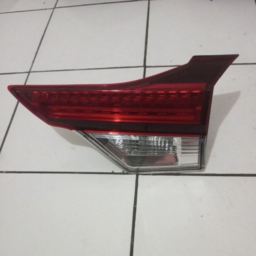 Lampu Bagasi mobil / Reflektor Rush Terios LED original