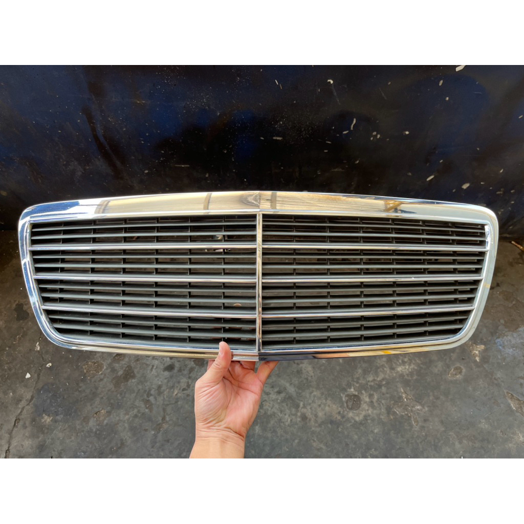 Grill mercedes benz w210 original