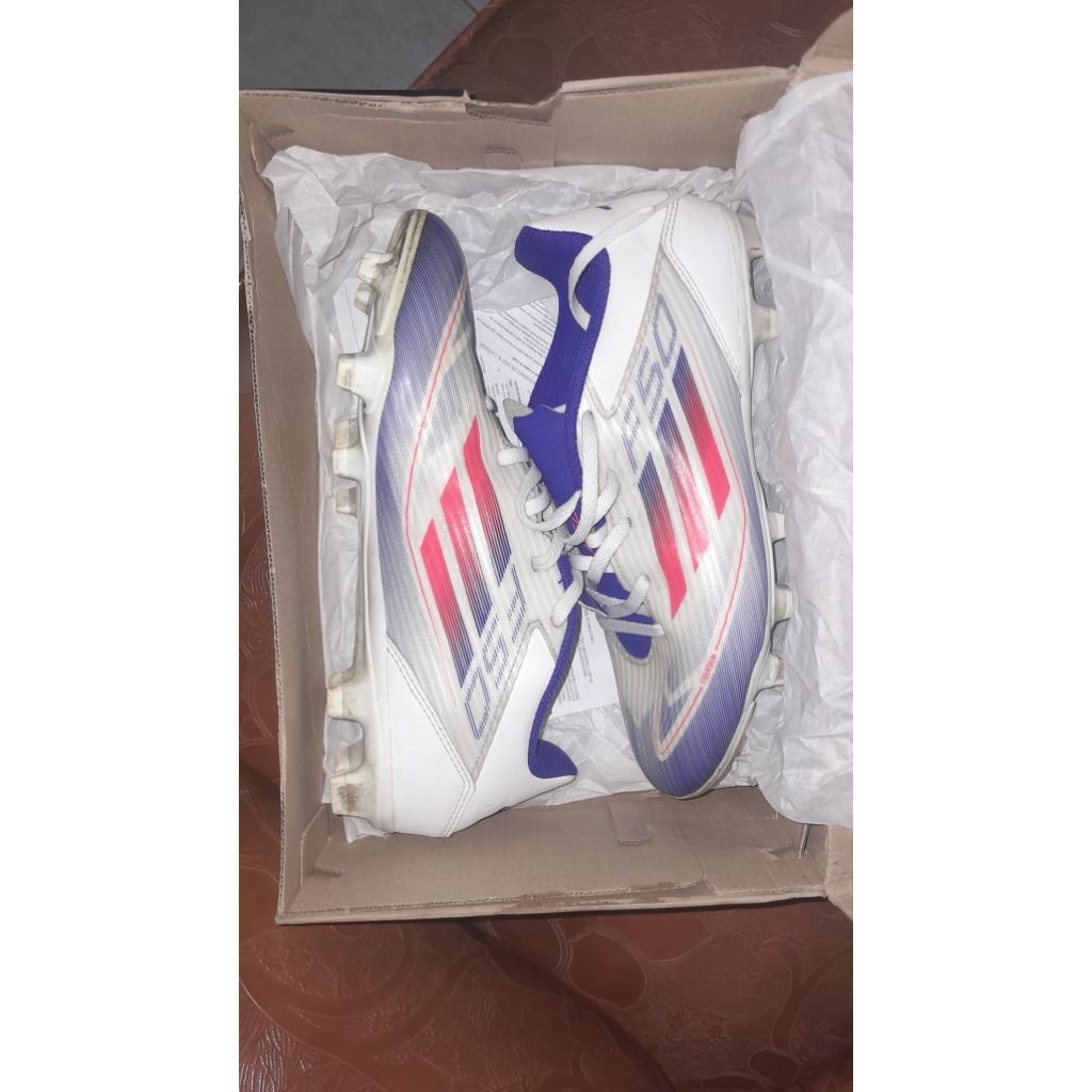 Sepatu Bola Adidas F50 club (second)