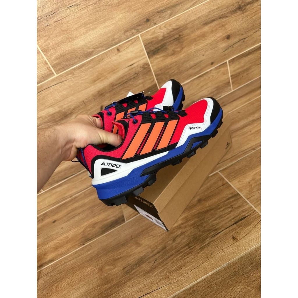 SEPATU HIKING OUTDOOR ADIDAS TERREX SKYCHASER GORETEX ORIGINAL 100% BNIB RESMI