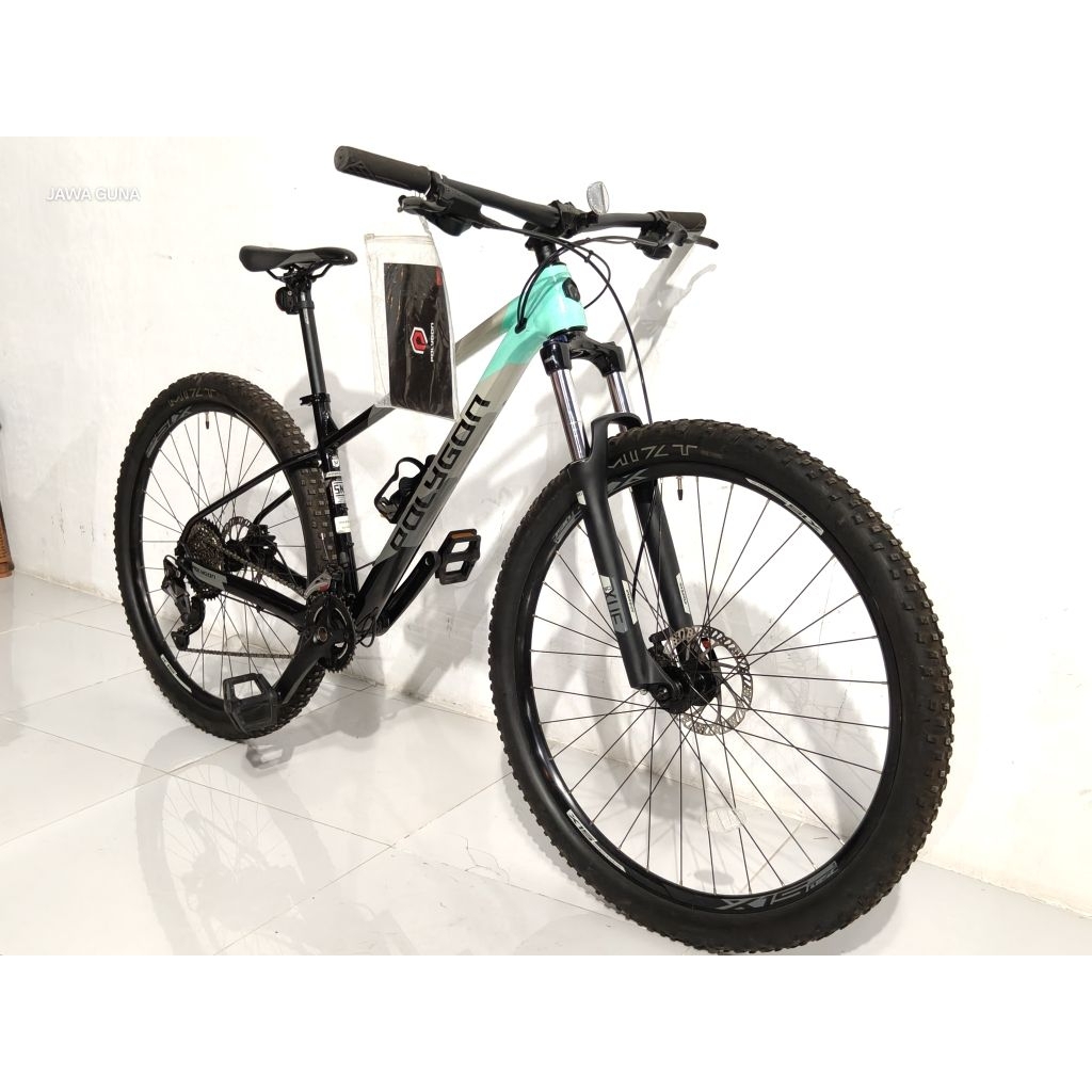 Polygon XTRADA 5 2023 size M 29er. Shimano Deore 2x10 Speed