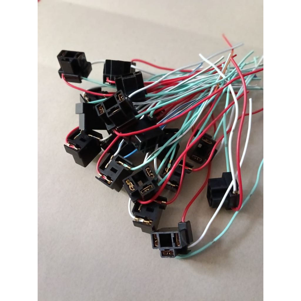 soket lampu dpn H4 buat motor mobil barang bagus
