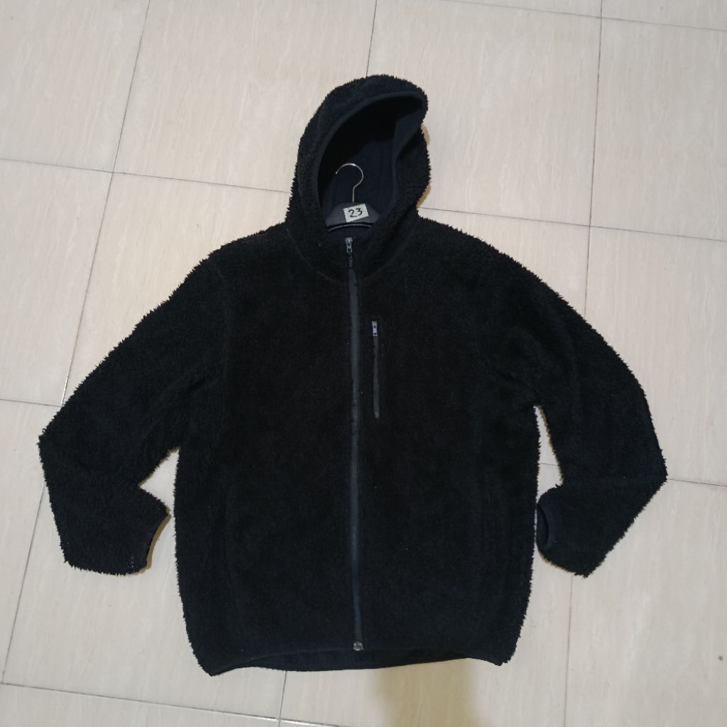Jacket Sherpa Uniqlo Gunung Winter Original