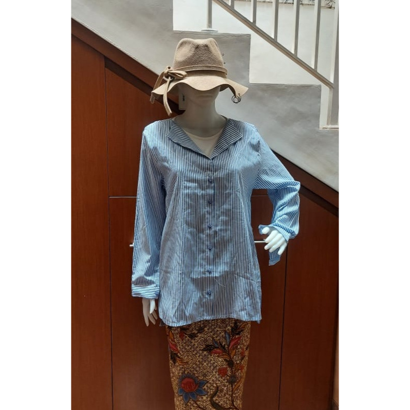GRAPHIS ORIGINAL. KEMEJA WANITA WITH TAG
