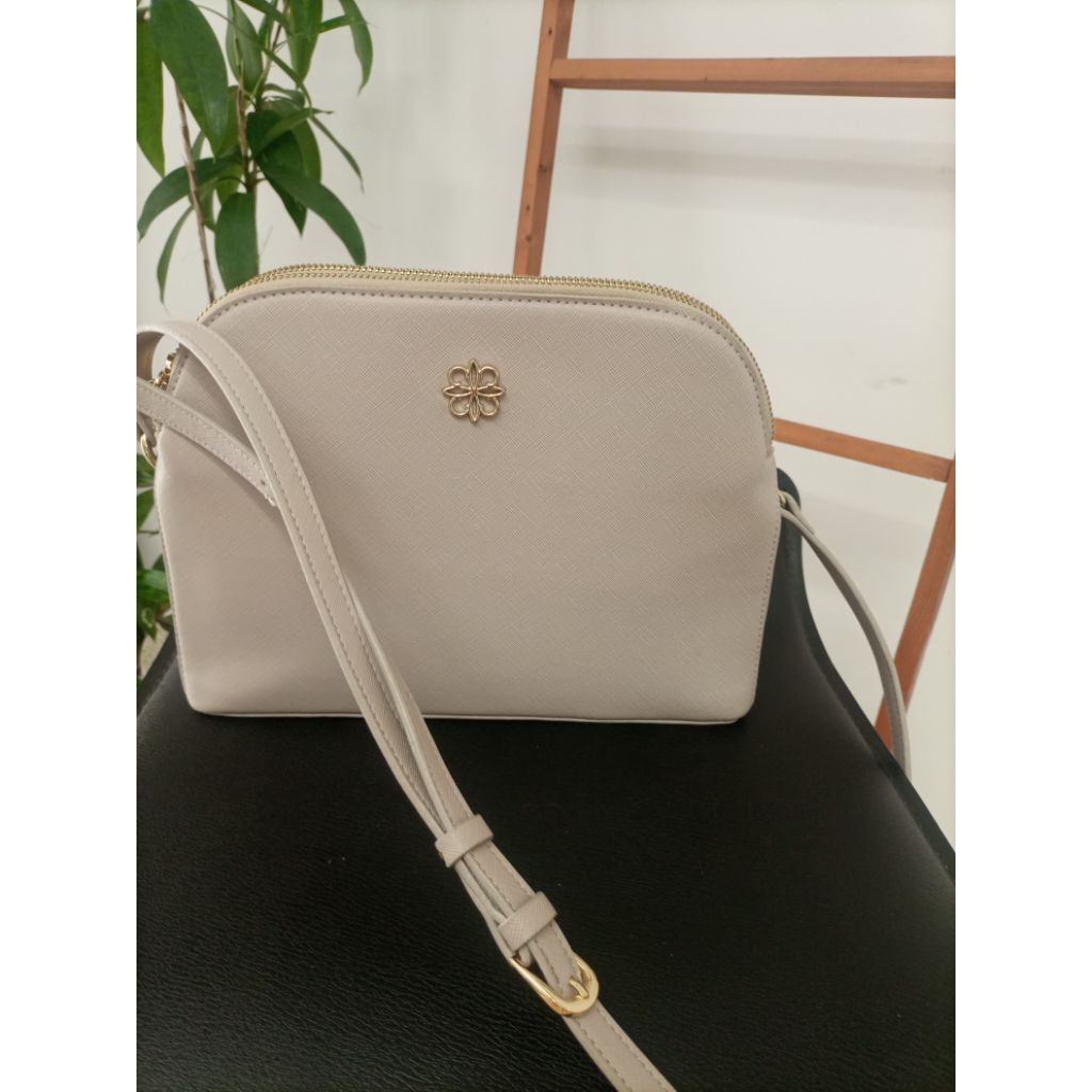 Tas Slempang Les Catino pl