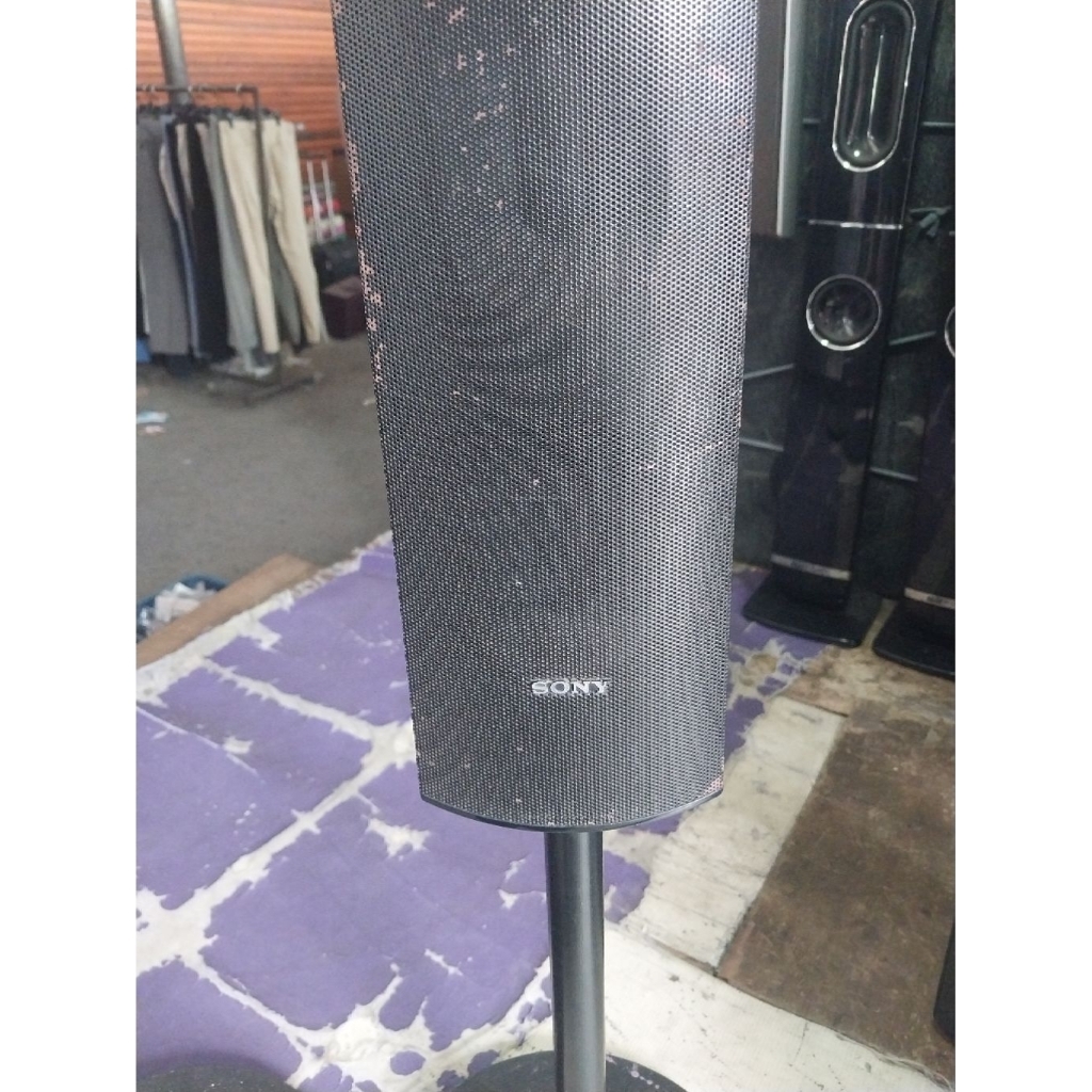 sepasang speaker pasif Sony