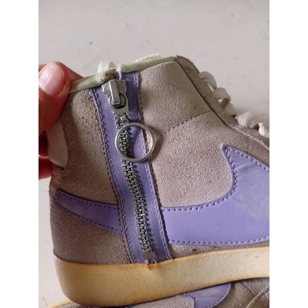 NIKE CENTANG BLAZER ZIPPER HIGH SZ 36