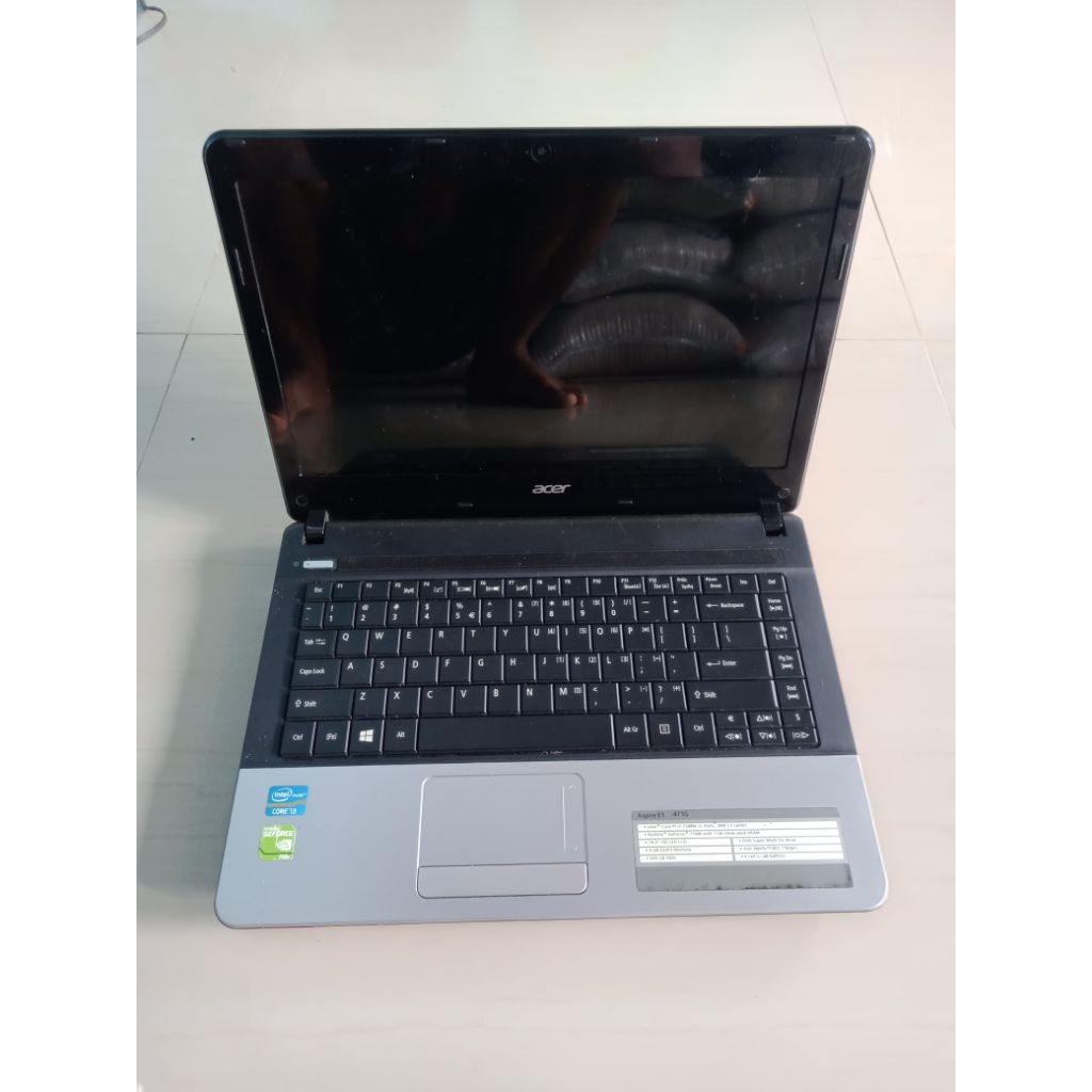 Laptop Acer Aspire E1-471 Rusak