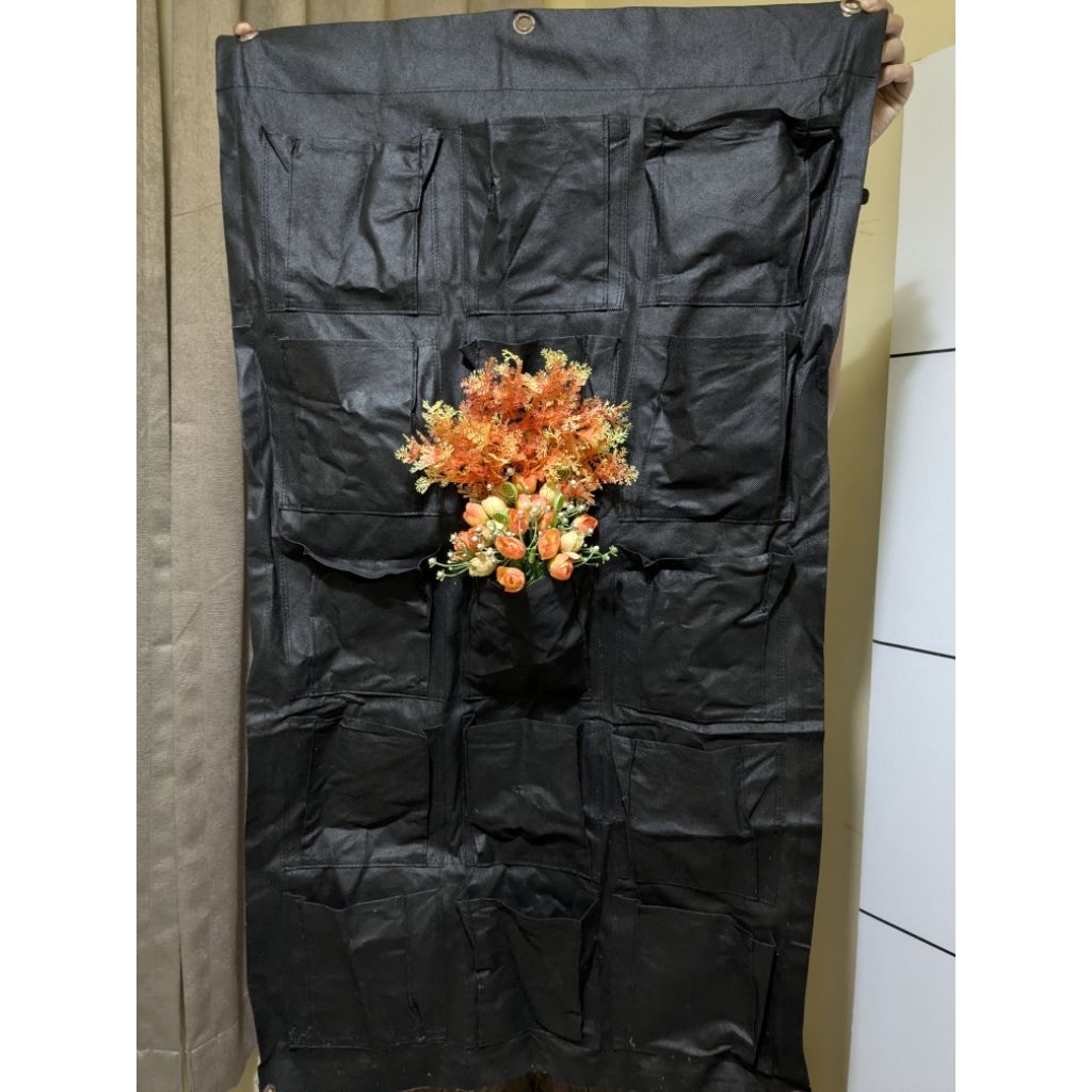 Wall Bag Planter 15 Kantong Tanaman Gantung Polybag PL Second Bekas