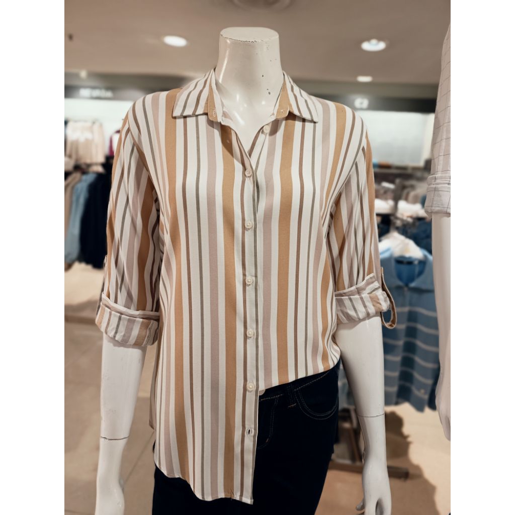 Kemeja C2 motif garis