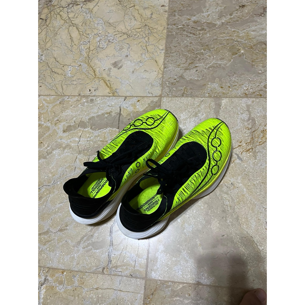 Sepatu Lari bekas/second Saucony ENDORPHIN ELITE 2 CITRON/BLACK COTON/NOIR