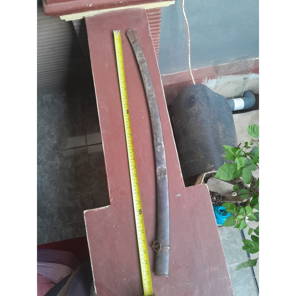 warangka eropa besi logam kuno