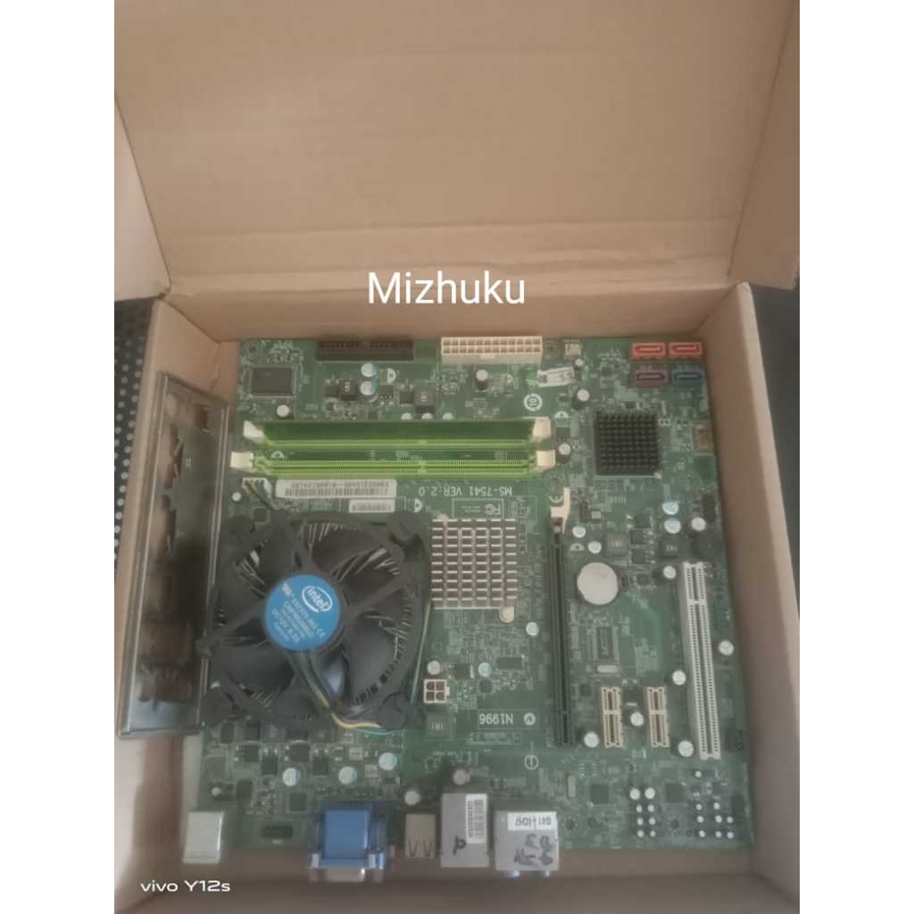 Motherboard G41 Soket ddr3 paketan Prosesor LGA775+FAN dan Ram 2GB