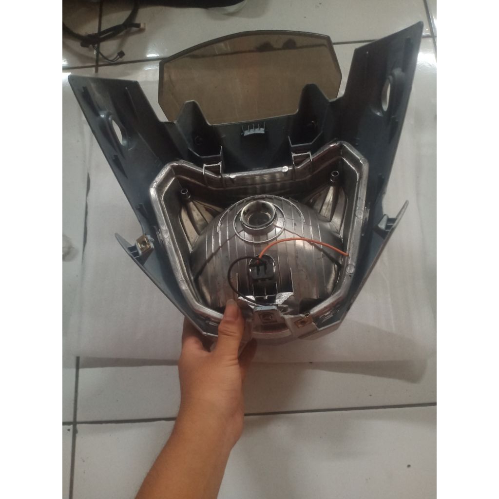 batok kepala reflektor Yamaha  Vixion new nvl original