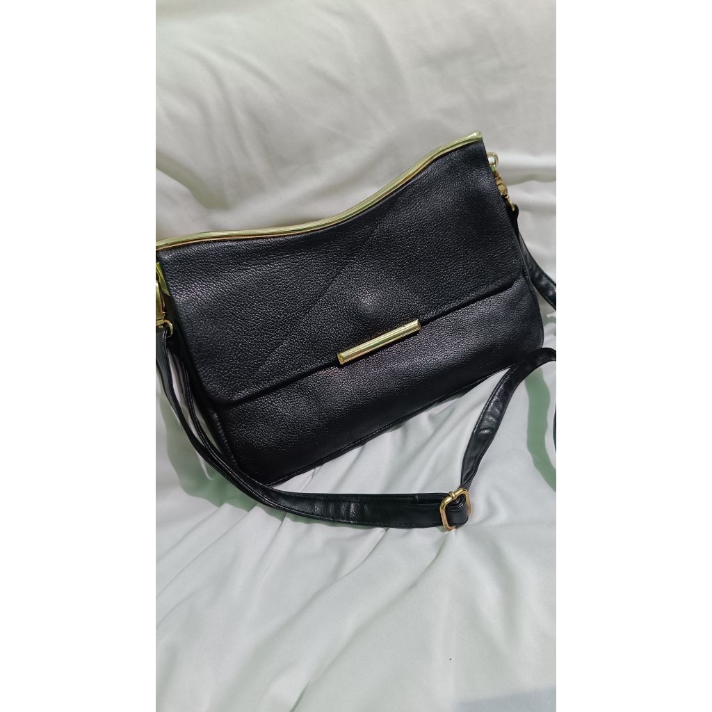 pl tas sling wanita kulit