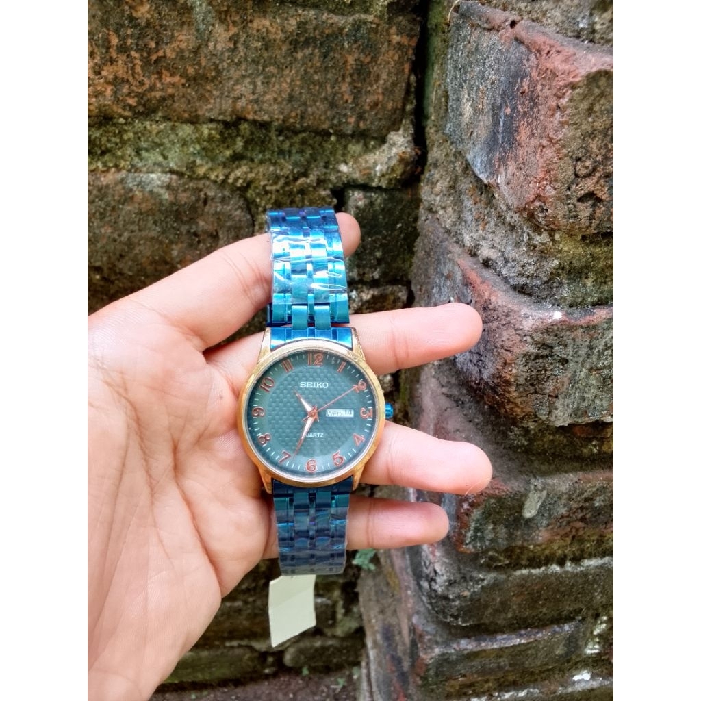 jam tangan Seiko gold xblue