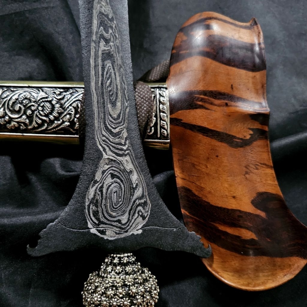 Keris Sepang Pamor Satrio Pinayungan