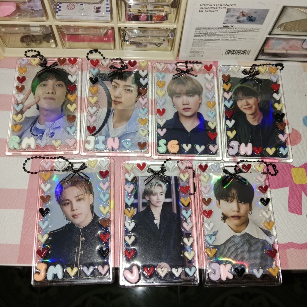 • HEARTBEAT RAINBOW FRAME | acrylic photocard holder resin inisial BTS/custom •