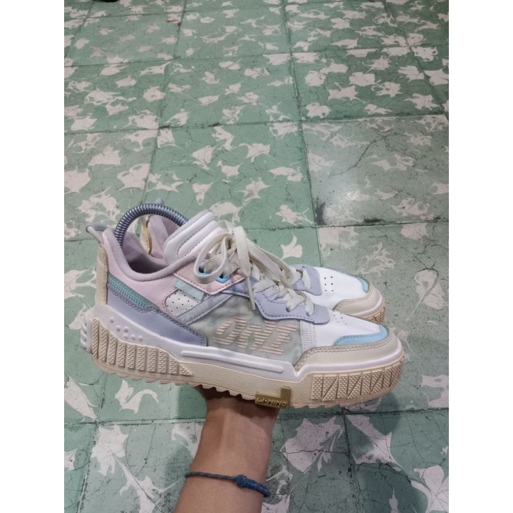 Sepatu Li-Ning Wanita Second Original(37)