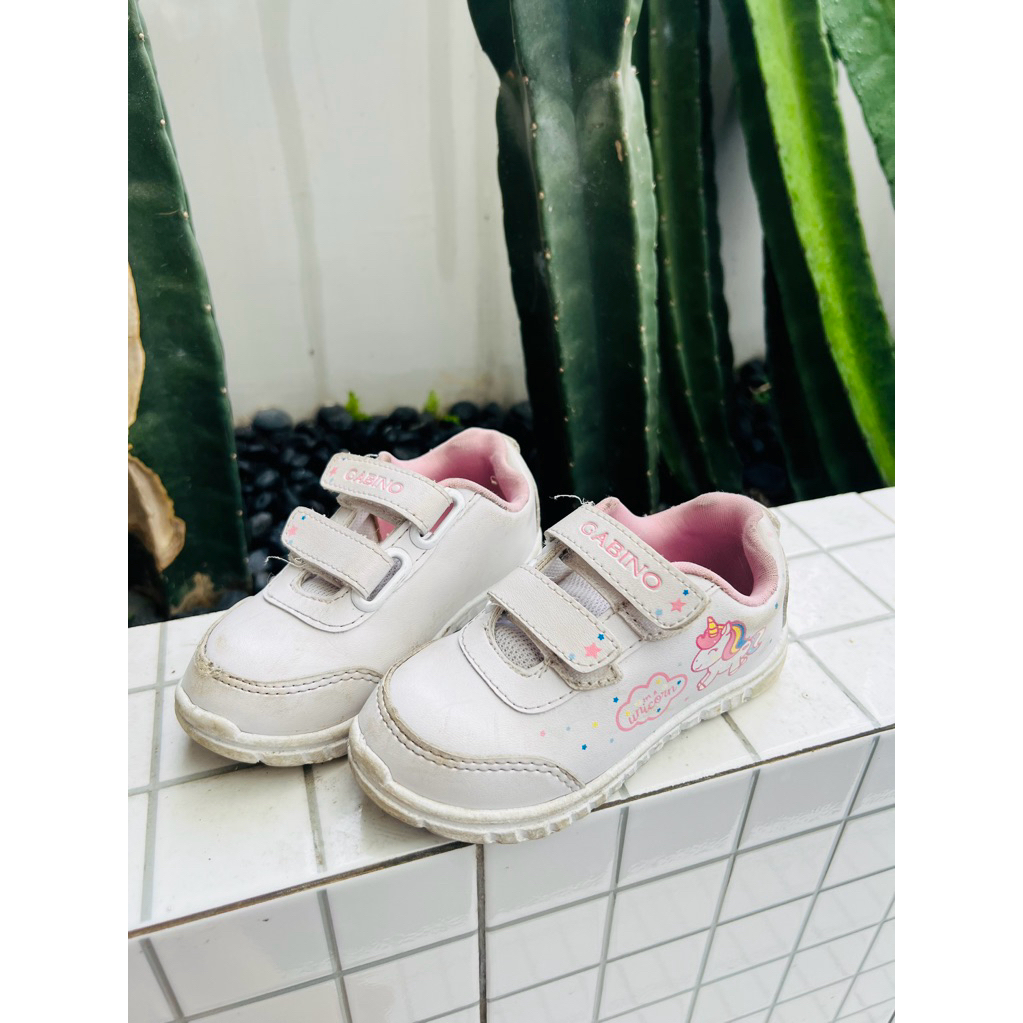 sepatu keds anak perempuan gabino
