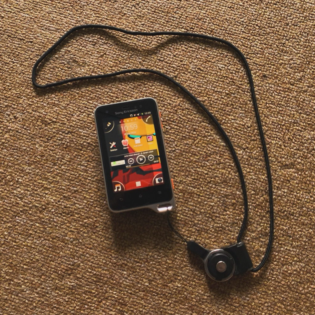 HP JADUL SONY ERICSSON XPERIA ACTIVE ST17i MWULUSS