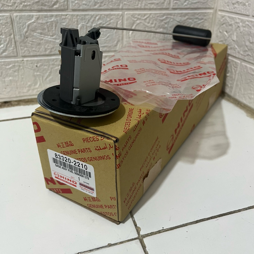 PELAMPUNG SOLAR HINO LOHAN FM260TI FG235TI 83320-2210 GAGE ASSY