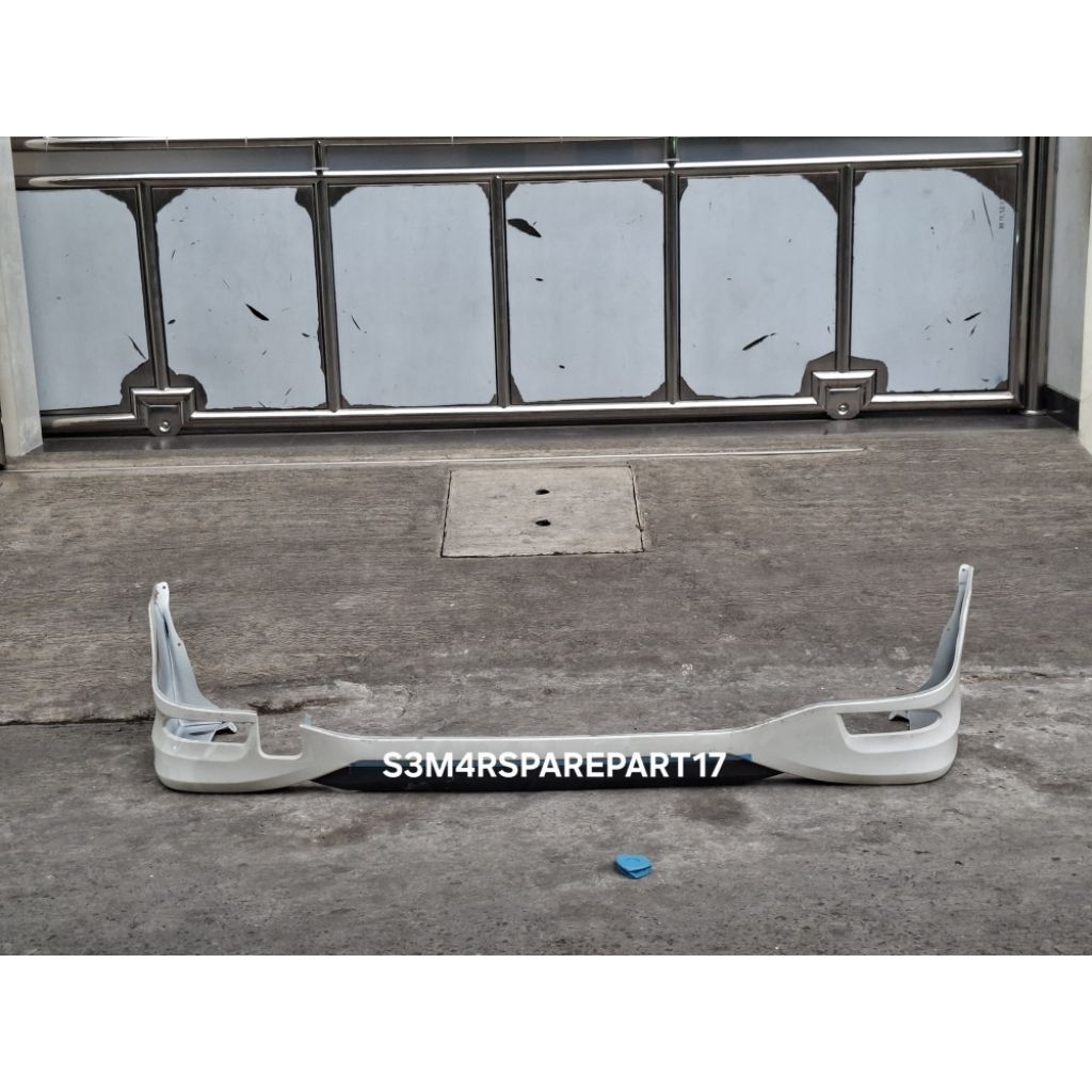 Bodykit Belakang Avanza Luxury 2012 Original