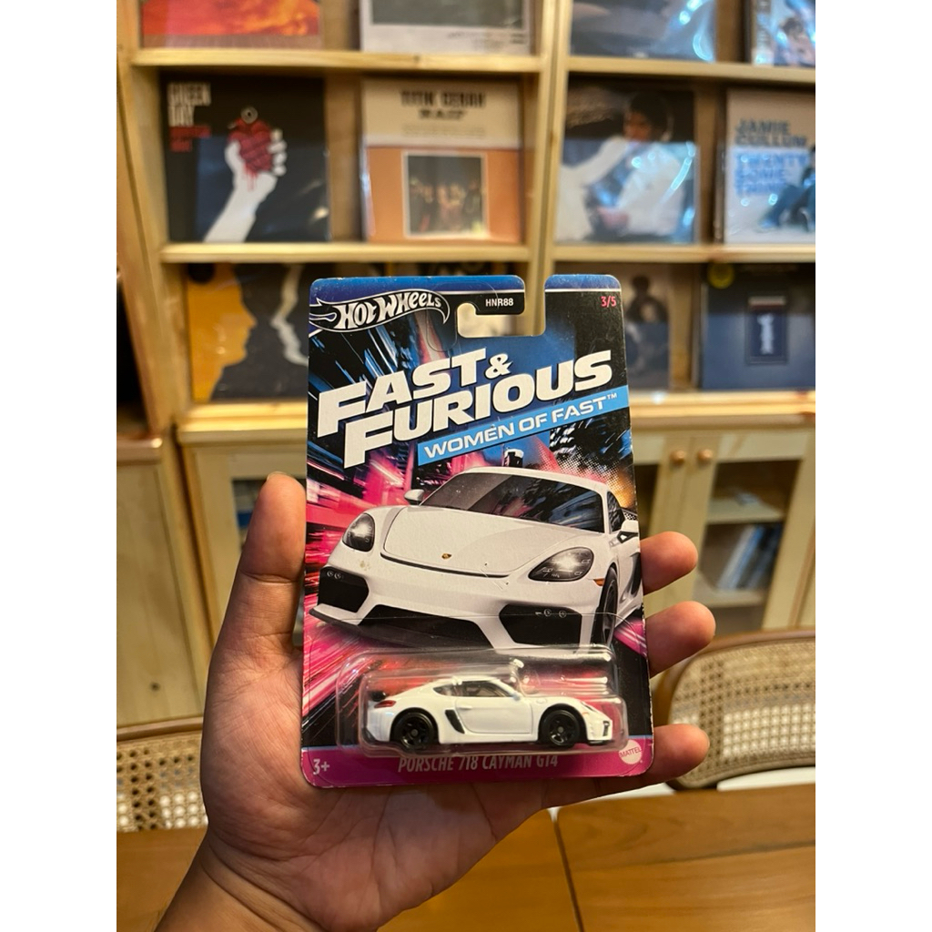 HOT WHEELS FF WOF PORSCHE 718 CAYMAN GT4