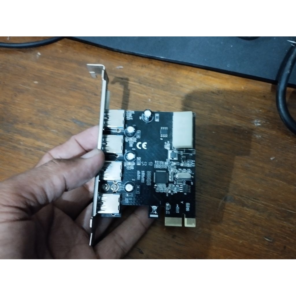 Card PCIe 4 Port USB 3.0