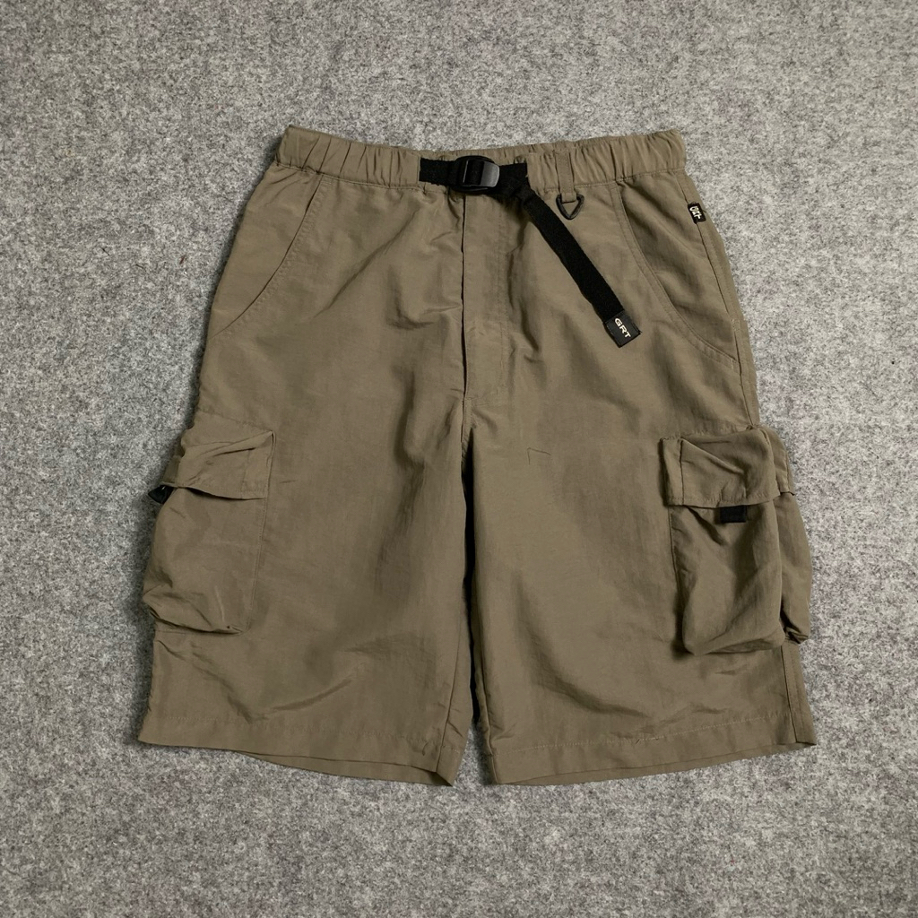 Columbia Utility Nylon Cargo Short Pants