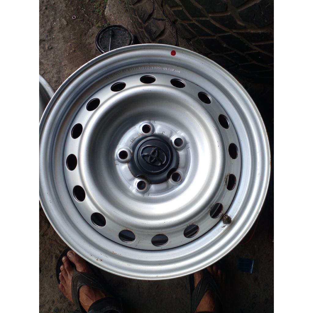 velg kaleng hilux ring 15 pcd 5x114 original mulus