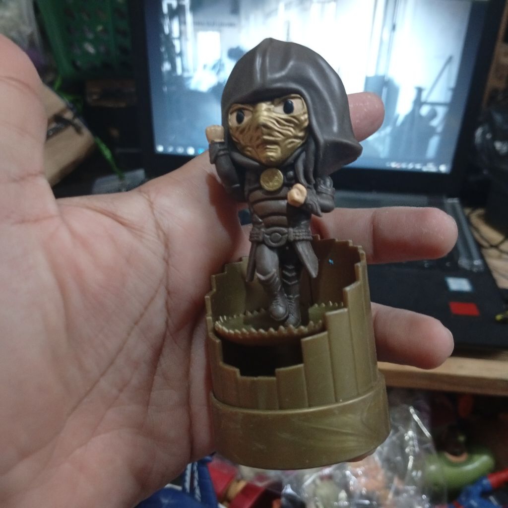 chaki meal toys gatot kaca figure pandega