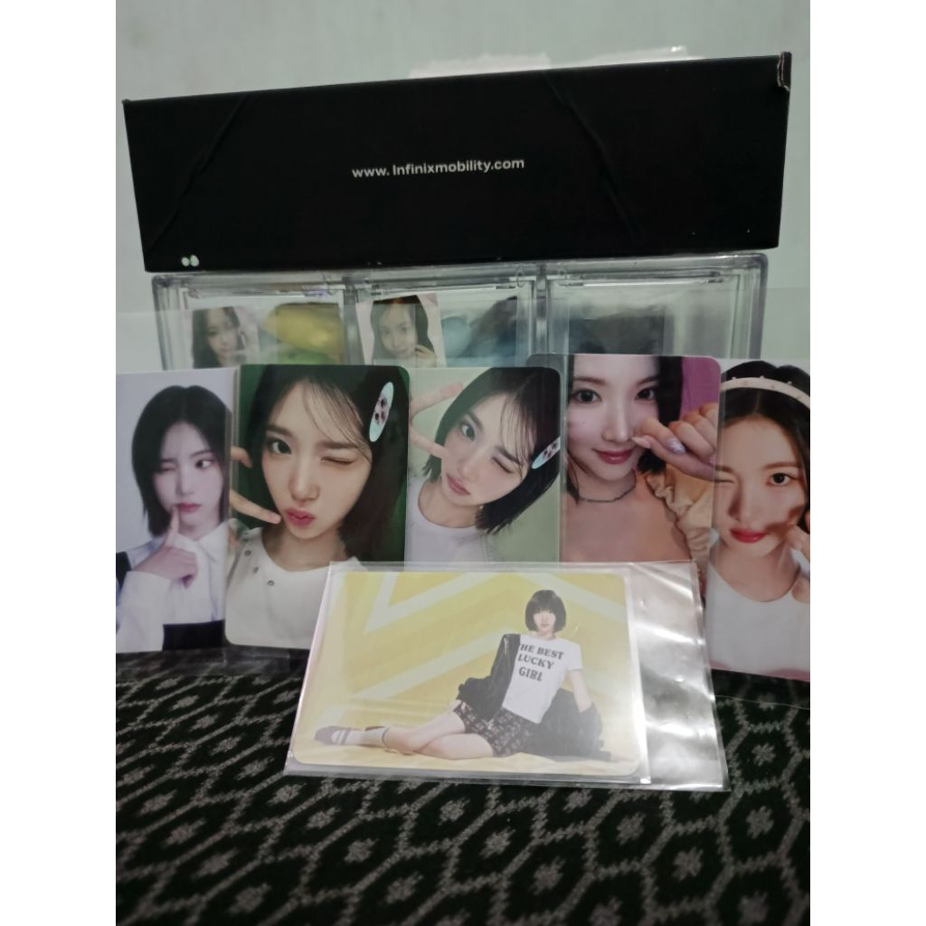 POTOCARD OFFICIAL HEARTS2HEARTS JIWOO