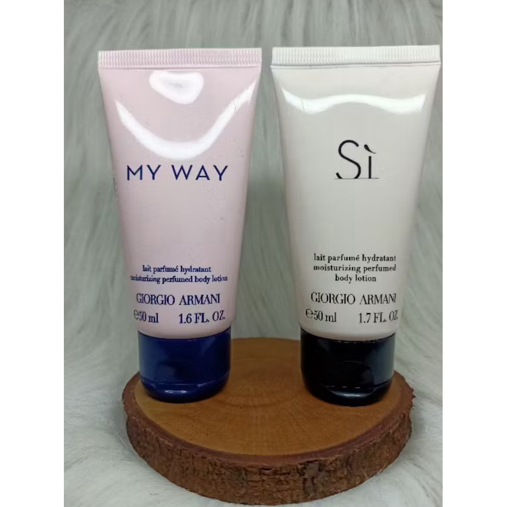 Giorgio Armani MY WAY / Si Moisturizing Perfumed Body Lotion 50ML