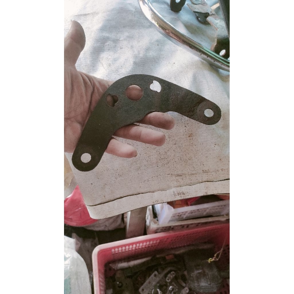 breket spidometer Yamaha l2g  SECOND ORIGINAL