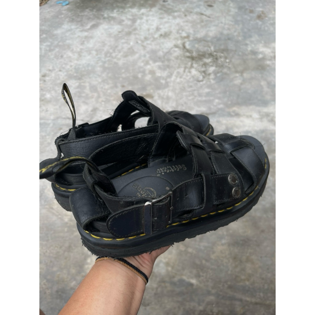 samdal sepatu dr.martens original second preloved