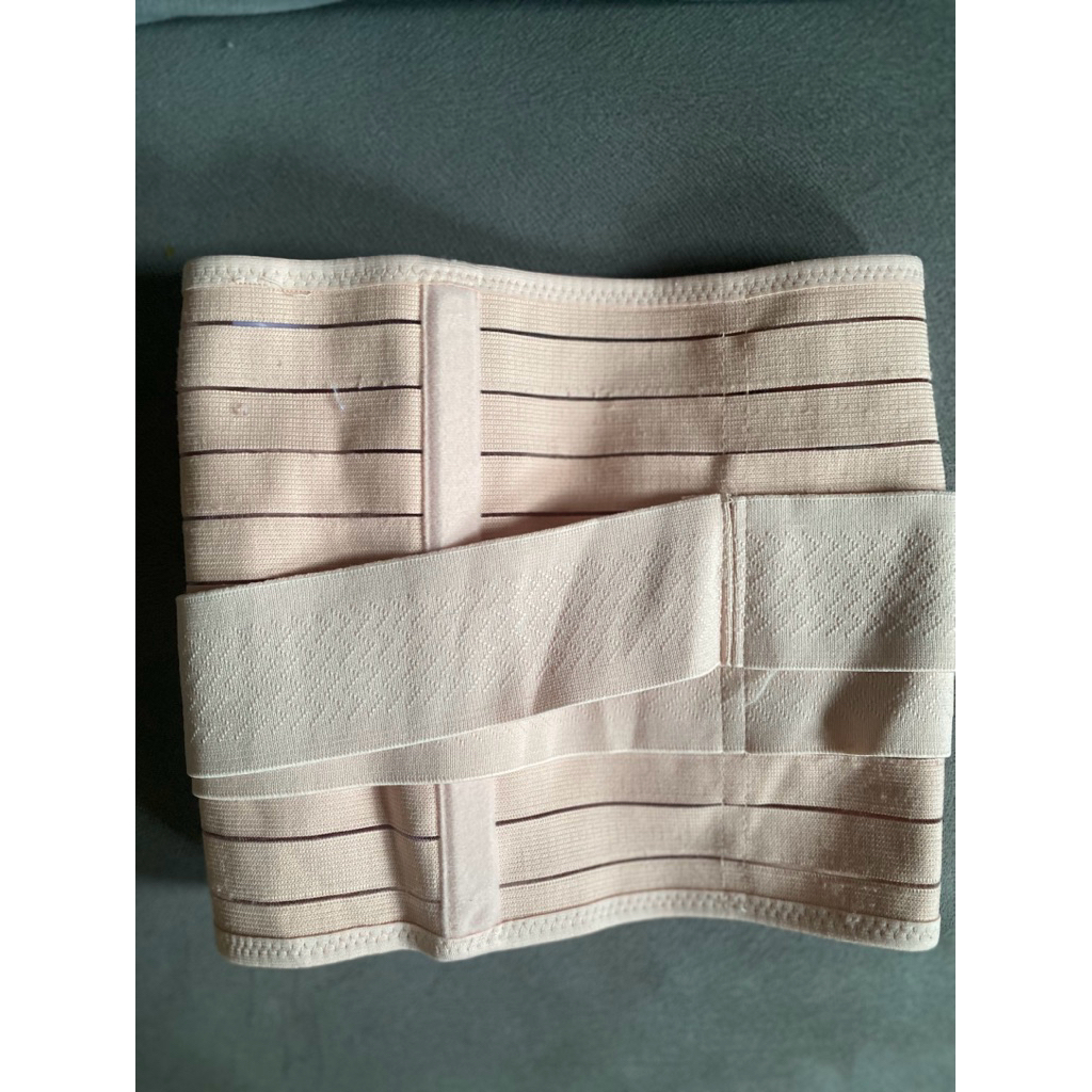 Korset pasca melahirkan MomiAsi Preloved