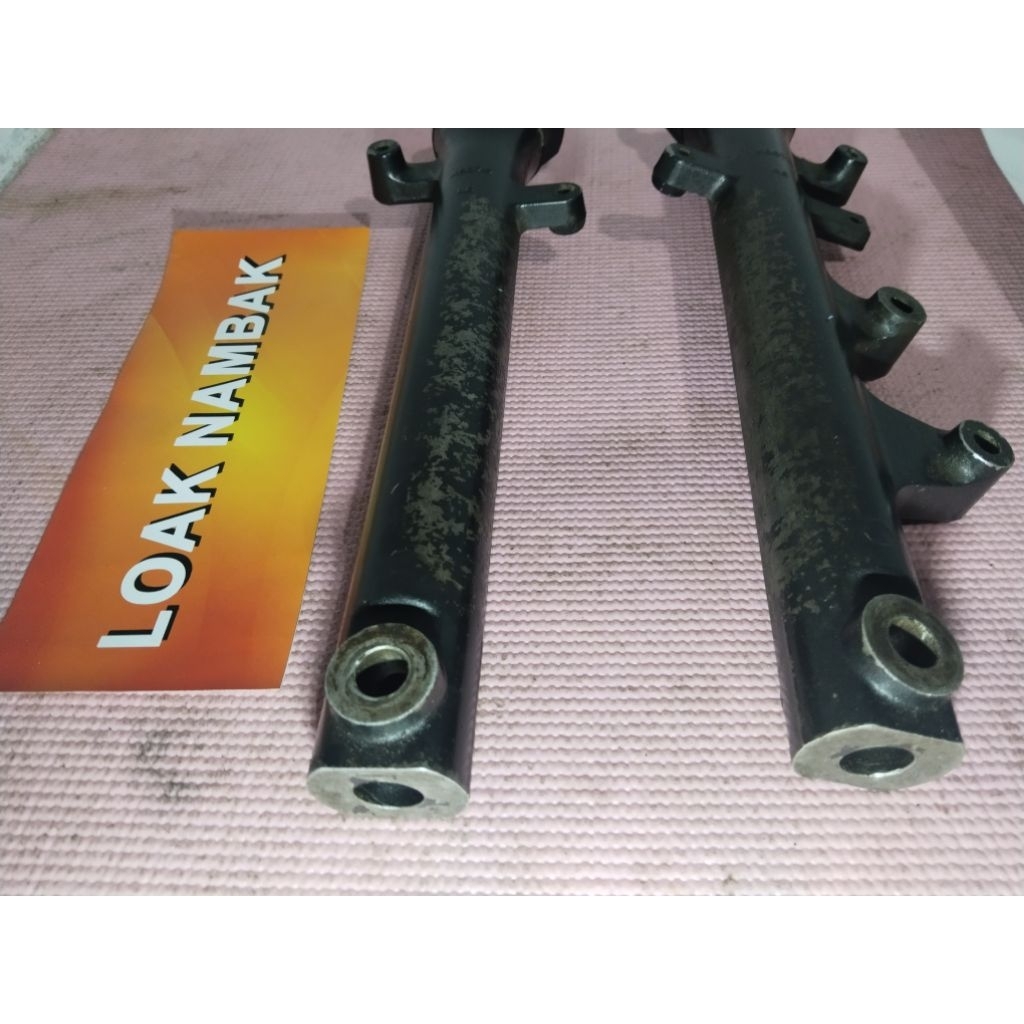 Bottom Tabung Shock Depan Suzuki Satria FU Kanan Kiri Ori Copotan