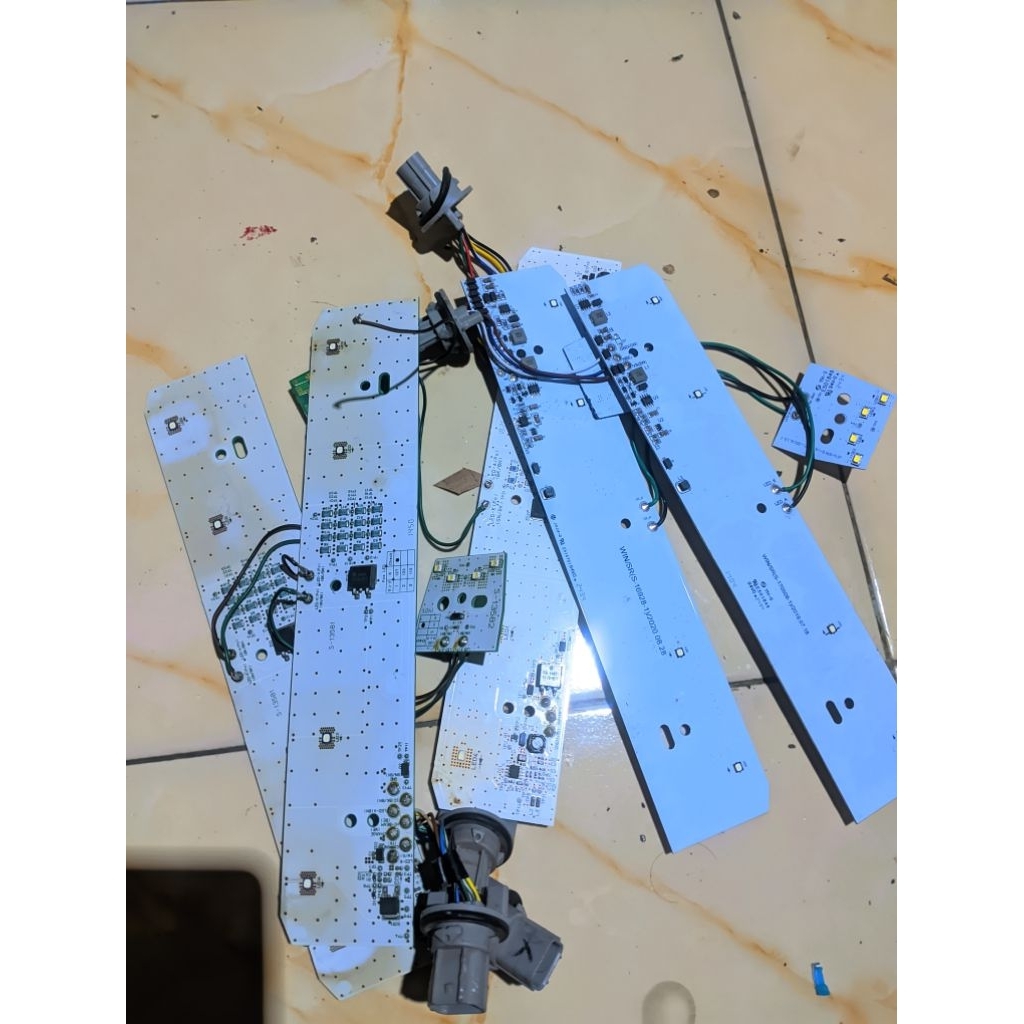PCB LED VARIO 110 FI ESP NON ESP ORIGINAL LEPASAN