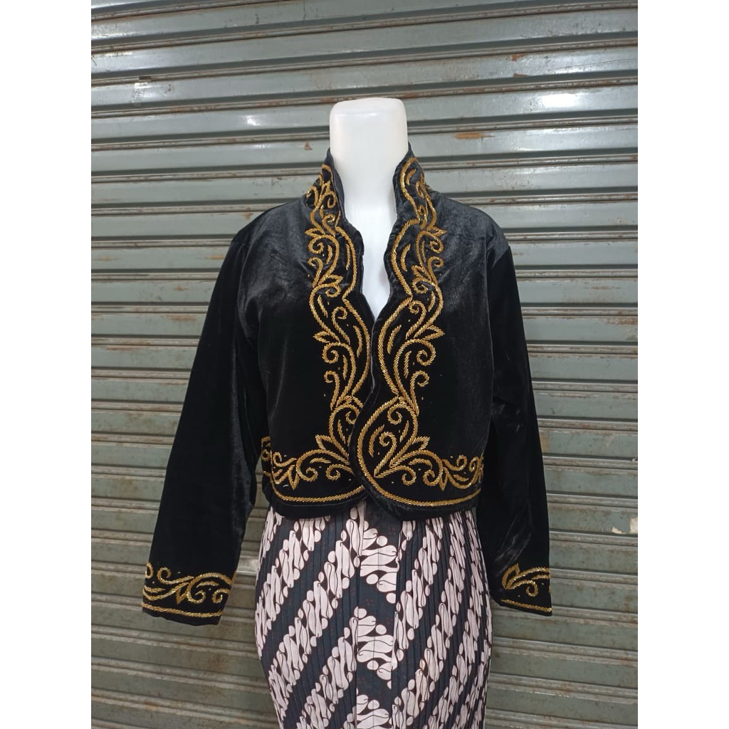 Rompi putri dodot basahan